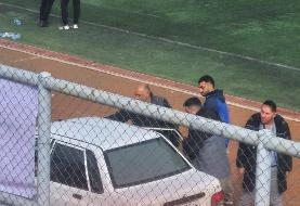 انتقال عجیب بازیکن در لیگ دسته سوم با پراید (عکس)