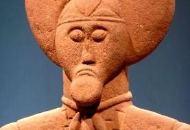 تندیس باستانی یک فرمانروا با تاجی شبیه «گوش‌های میکی‌ماوس» | عکس