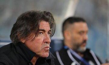 پای ساپینتو روی پوست موز، تماس آبی‌ها با مربی سرشناس/ وقتی یک «بچه» ...