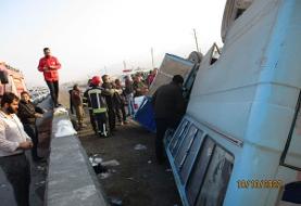 واژگونی مینی‌بوس کارگران در محور ساوه–شهر صنعتی کاوه با ۱۰ مصدوم