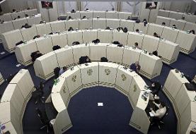 افت بورس، ثبات دلار و آرامش نسبی طلا | بازارها در انتظار سیگنال سیاسی