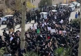 خبرگزاری دولت: امروز تجمعات دانشجویی در دانشگاه های تهران برای چهارمین روز ادامه یافت