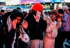 میدان تایمز نیویورک مصلی شد | تصاویر