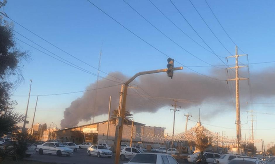 آتش‌ سوزی در شهرک صنعتی آبادان مهار شد