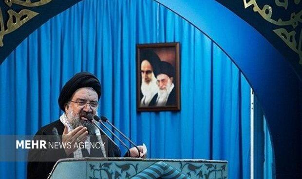 آیت الله خاتمی: جمهوری اسلامی مطلقاً زیر بار تعلیق غنی‌سازی نمی‌رود