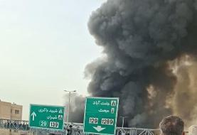 آتش سوزی در بازار جنت آباد تهران (+عکس و فیلم) / آتش در سوله ۲ هزار متری / آتش نشانی:  حریق، ...