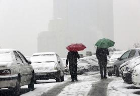 پلیس راه: بارش برف و باران در جاده های ۲۲ استان
