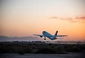 پایه قیمت بلیت هواپیما ۴۸ دلار