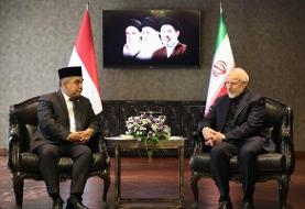 قالیباف: کسی می‌تواند با آمریکا مذاکره کند که آماده جنگ باشد