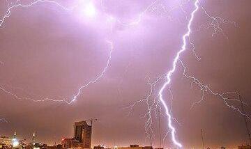 هواشناسی ۱۴۰۵/۰۴/۱۲/ رگبار، رعد و برق و وزش باد شدید در استانها