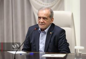 دیدار پزشکیان و گوترش/ دست دادن رئیس دولت و دبیرکل سازمان ملل در قاب دوربین