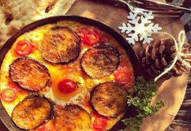 ورقه گیلانی؛ ساده‌ترین غذایی که می‌توان با بادمجان و گوجه پخت